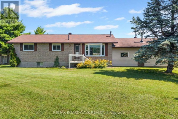 189 Arnold Drive, Perth, ON, photo 2