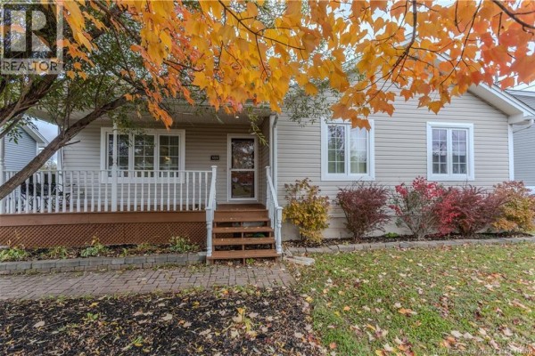 Games room - 189 Bulman, Moncton, NB E1G4Y5 Photo 2