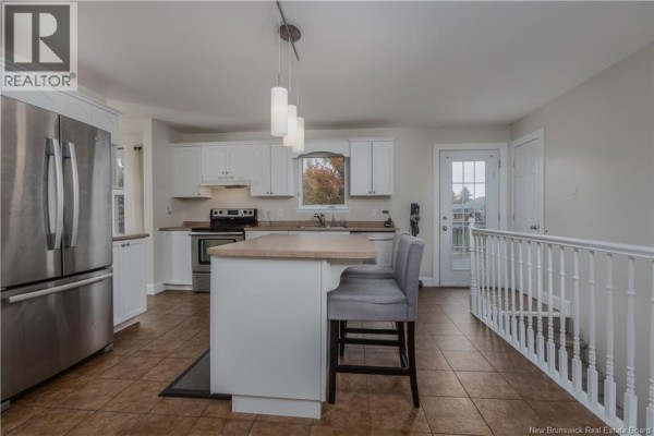Family room - 189 Bulman, Moncton, NB E1G4Y5 Photo 5