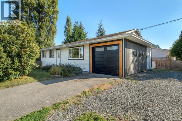 1890 15th Ave, Campbell River