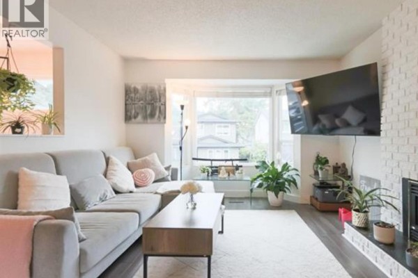 1890 Bow Drive, Coquitlam, BC V3E1P6 Photo 5