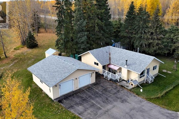 Residential for sale at 1892 63 Street, Edson, AB - MLS® avgjMX