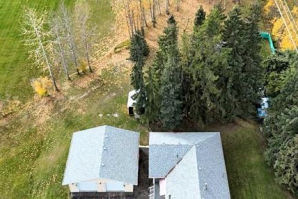 Primary Bedroom - 1892 63 Street, Edson, AB T7E1S5 Photo 4
