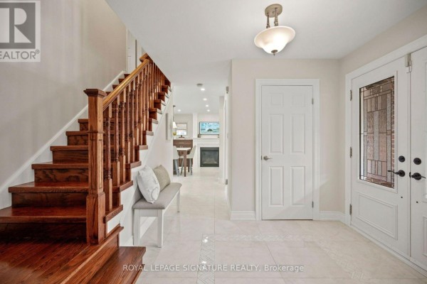 Primary Bedroom - 1892 Beechknoll Avenue, Mississauga, ON L4W2G3 Photo 4
