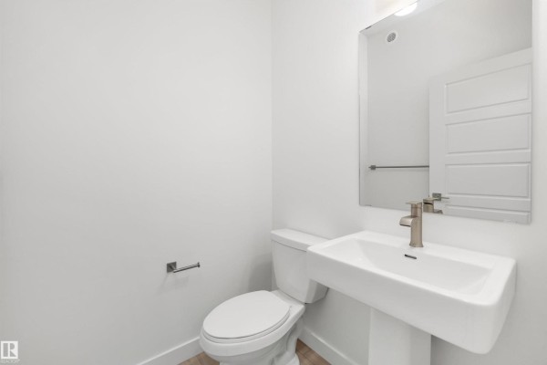 Bedroom 2 - 18923 28 Av Nw, Edmonton, AB T6M3H9 Photo 5