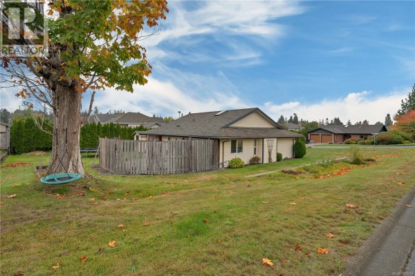 Ensuite - 1894 Whistler Way, Campbell River, BC V9W7K5 Photo 5