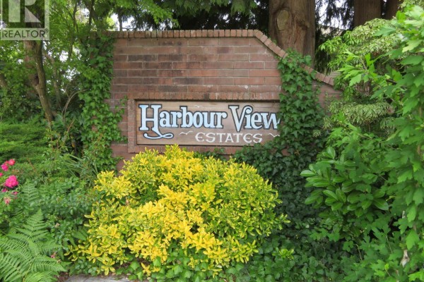 1895 Yukon Avenue, Port Coquitlam, BC V3C5B6 Photo 2