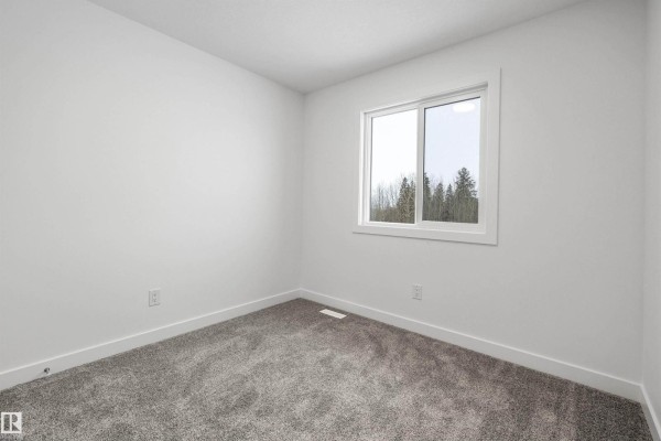 Kitchen - 18953 24 Av Nw, Edmonton, AB T6M3L3 Photo 3