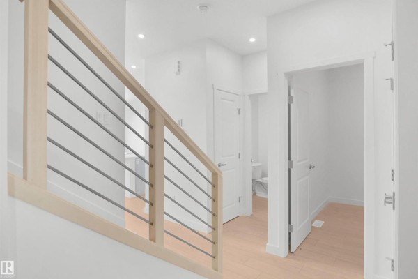 Primary Bedroom - 18967 28 Av Nw, Edmonton, AB T6M3C4 Photo 4