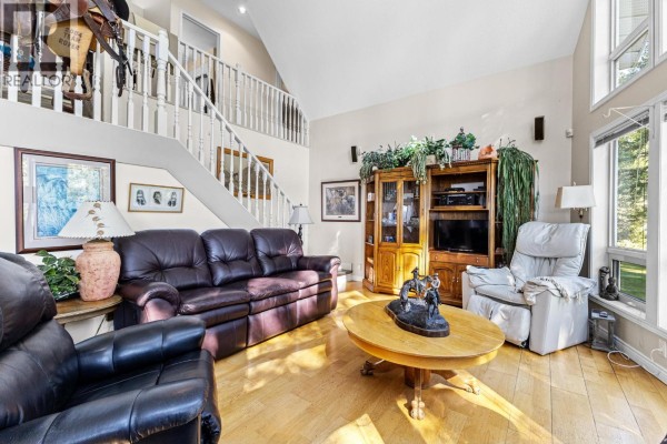 Dining nook - 1897 Dragon Hill Road, Quesnel, BC V2J4B9 Photo 4