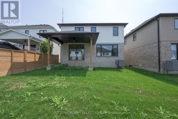 Great room - 1898 Fountain Grass Drive, London South, ON N6K0M2 Photo 4