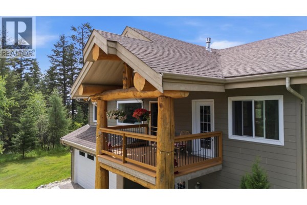 1898 Ross Road, Williams Lake, BC, photo 2
