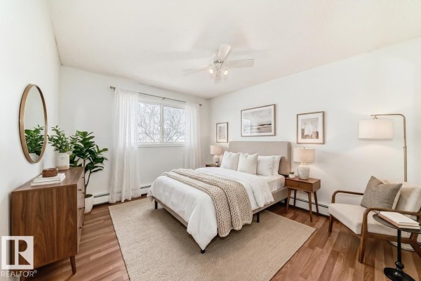 Family room - #18b 18305 89 Av Nw, Edmonton, AB T5T1X2 Photo 4