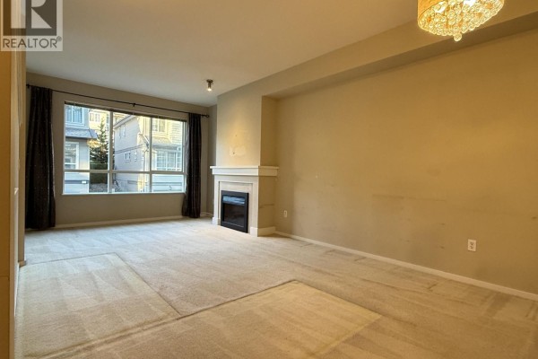 18x 9133 Government Street, Burnaby, BC V3N0B1 Photo 3