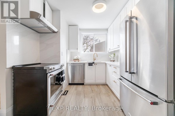 19 - 120 Quigley Road, Hamilton, ON L8K6L4 Photo 2
