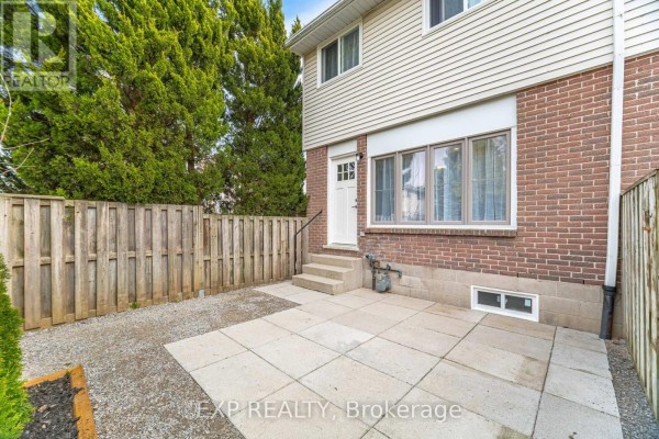 19 - 120 Quigley Road, Hamilton, ON L8K6L4 Photo 4