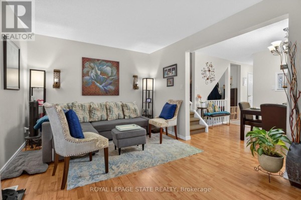 Living room - 19 - 1440 Garth Street, Hamilton, ON L9B1R6 Photo 3