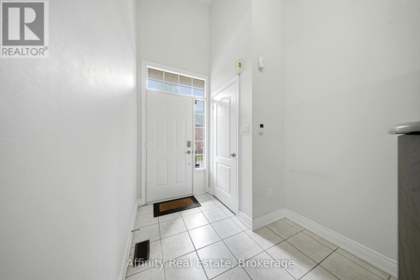 Primary Bedroom - 19 - 1575 South Parade Court, Mississauga, ON L5M6E9 Photo 4