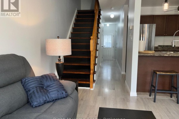 Bedroom 3 - 19 - 23 Connell Lane, Clarington, ON L1C0L1 Photo 5