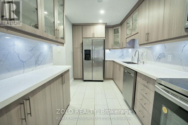 19 - 2700 Battleford Road, Mississauga, ON L5N2V9 Photo 5
