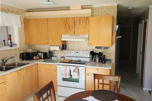 Family room - 19  1st Avenue Sw, Joussard, AB T0G1J0 Photo 5