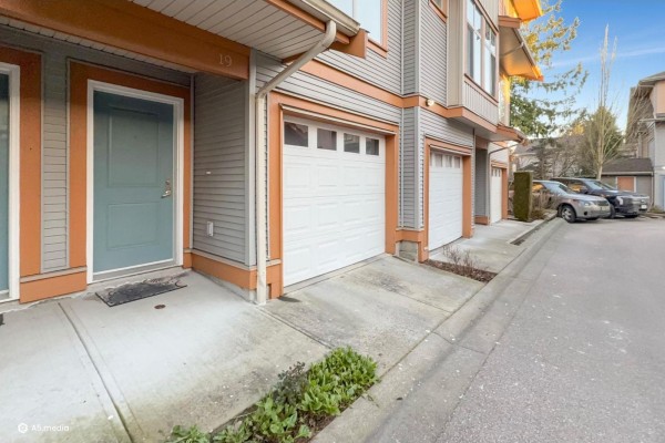 19 12036 66 Avenue, Surrey, BC V4A1P9 Photo 3