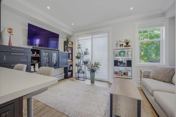 19 16458 23a Avenue, Surrey, BC V3Z0L9 Photo 4