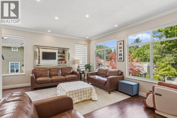 19 5240 Oakmount Crescent, Burnaby, BC V5H4S1 Photo 4