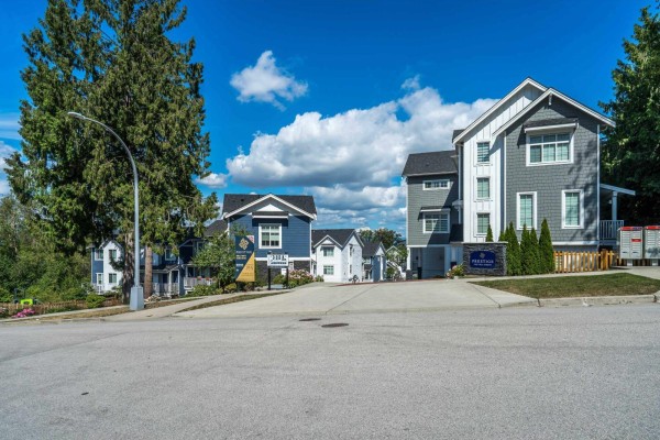 19 9762 182a Street, Surrey, BC, photo 2