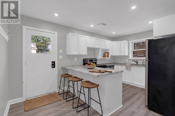 19 Alfred Street, Barrie, ON, photo 2