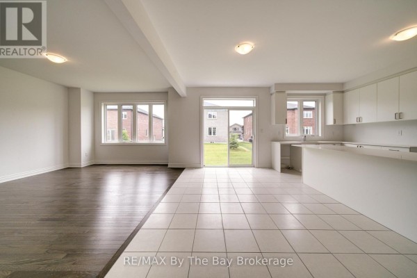 19 Amber Drive, Wasaga Beach, ON L9Z0R9 Photo 5