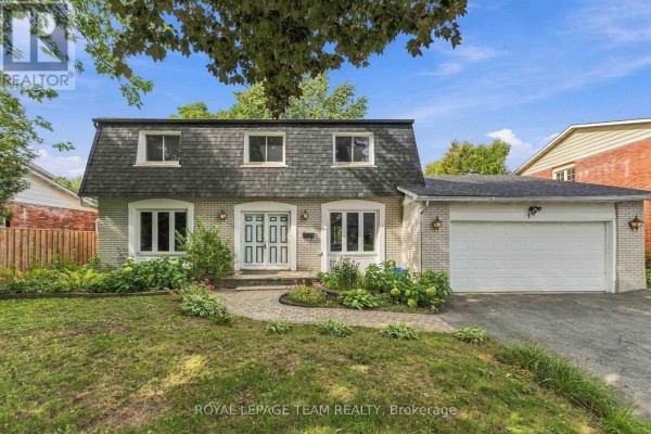 19 Amberwood Crescent, Ottawa