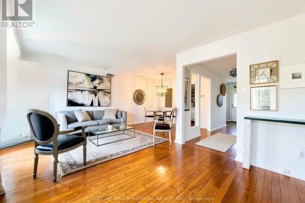 19 Backus Court, Markham, ON L3P6V6 Photo 5
