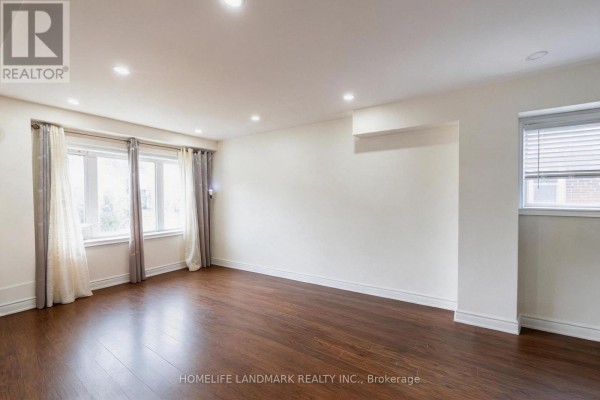 19 Balaclava Drive, Toronto, ON M1P1E5 Photo 4