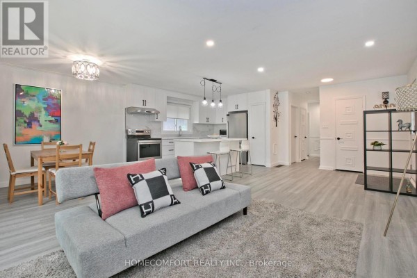 19 Beacham Crescent, Toronto, ON, photo 2