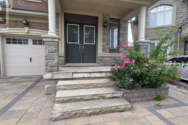 19 Belgium Crescent, Brampton, ON L7A4R2 Photo 4