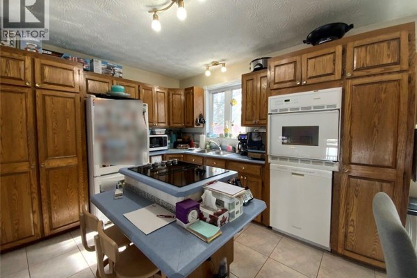 Mud room - 19 Belisle Avenue, Edmundston, NB E3V3W9 Photo 4