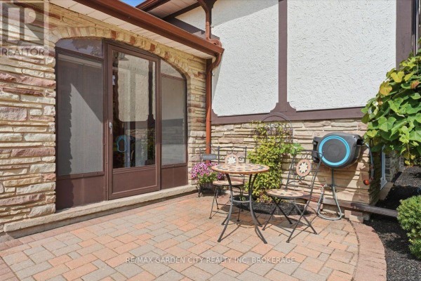 19 Berkhout Terrace, Pelham, ON L3E0H3 Photo 3