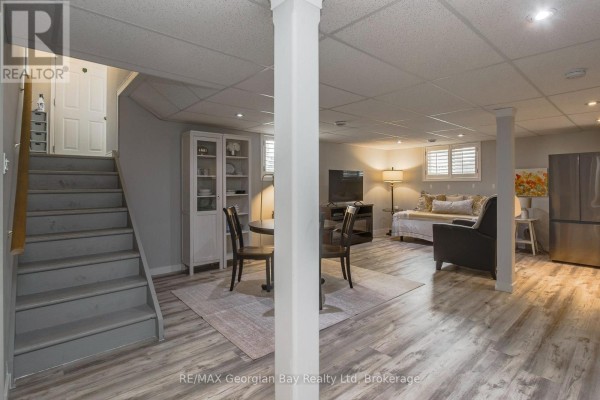19 Bridle Road, Penetanguishene, ON L9M1J5 Photo 5