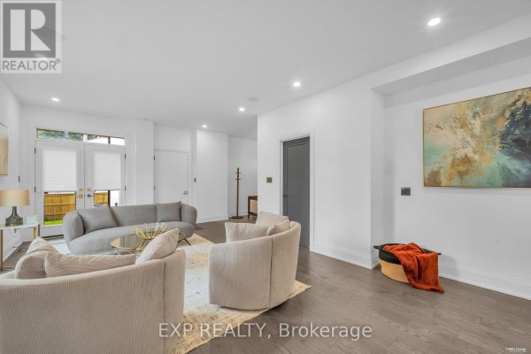 Living room - 19 Burcher Road, Ajax, ON L1S2P8 Photo 4