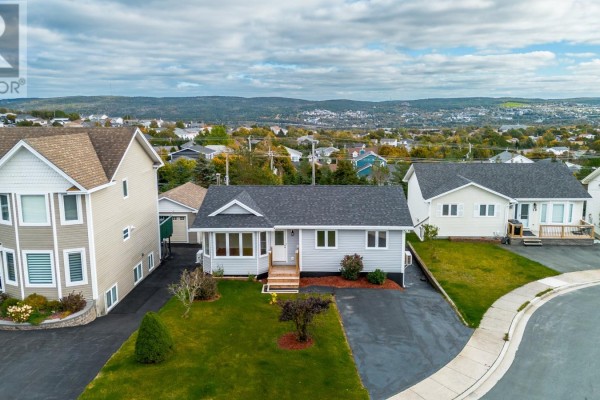 Bath (# pieces 1-6) - 19 Burdell Place, St  John S, NL A1E6A4 Photo 2