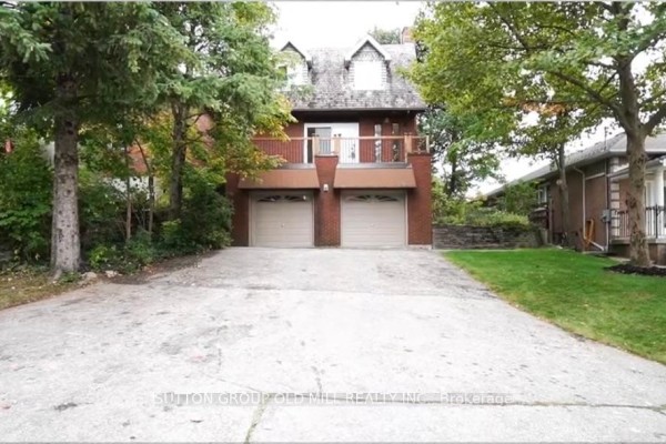 19 Cardell Avenue, Toronto, ON, photo 2