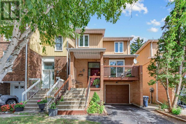 19 Carnival Court, Toronto, ON, photo 2