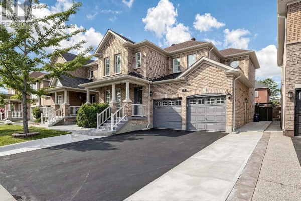19 Citronella Lane, Brampton, ON, photo 3