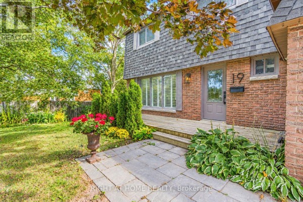 19 Clara Street, Orangeville, ON L9W2H9 Photo 2