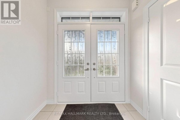 Bedroom 2 - 19 Conarty Crescent, Whitby, ON L1P0L4 Photo 4