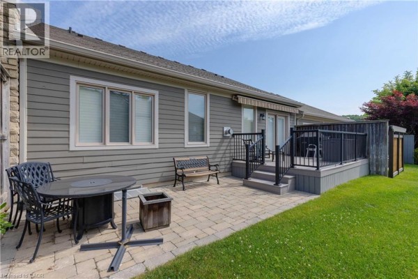 19 Crimson Drive, Niagara On The Lake, ON, photo 3