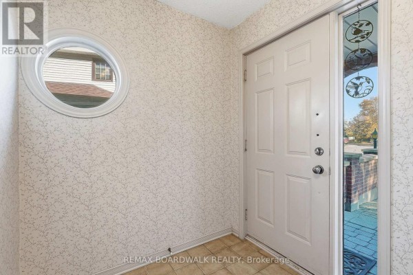 Den - 19 Cullen Court, Ottawa, ON K2G4Z2 Photo 5