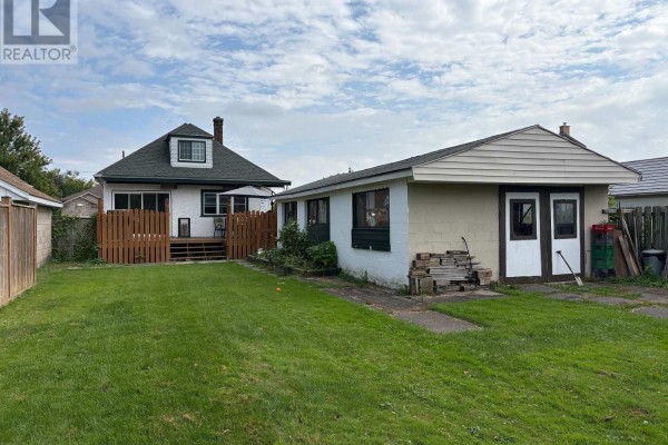 19 Cunningham Street, Thorold, ON L2V3K6 Photo 4