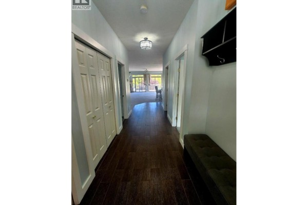 Recreation room - 19 Darby Crescent, Elkford, BC V0B1H0 Photo 4
